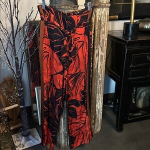 Zara TRF Collection Wide Leg pants with bold pattern. NWOT